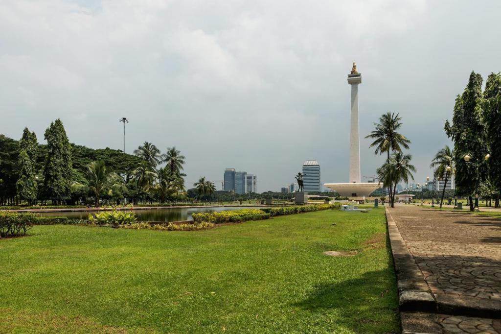 Oyo 146 Menteng Residence Jakarta Exterior photo